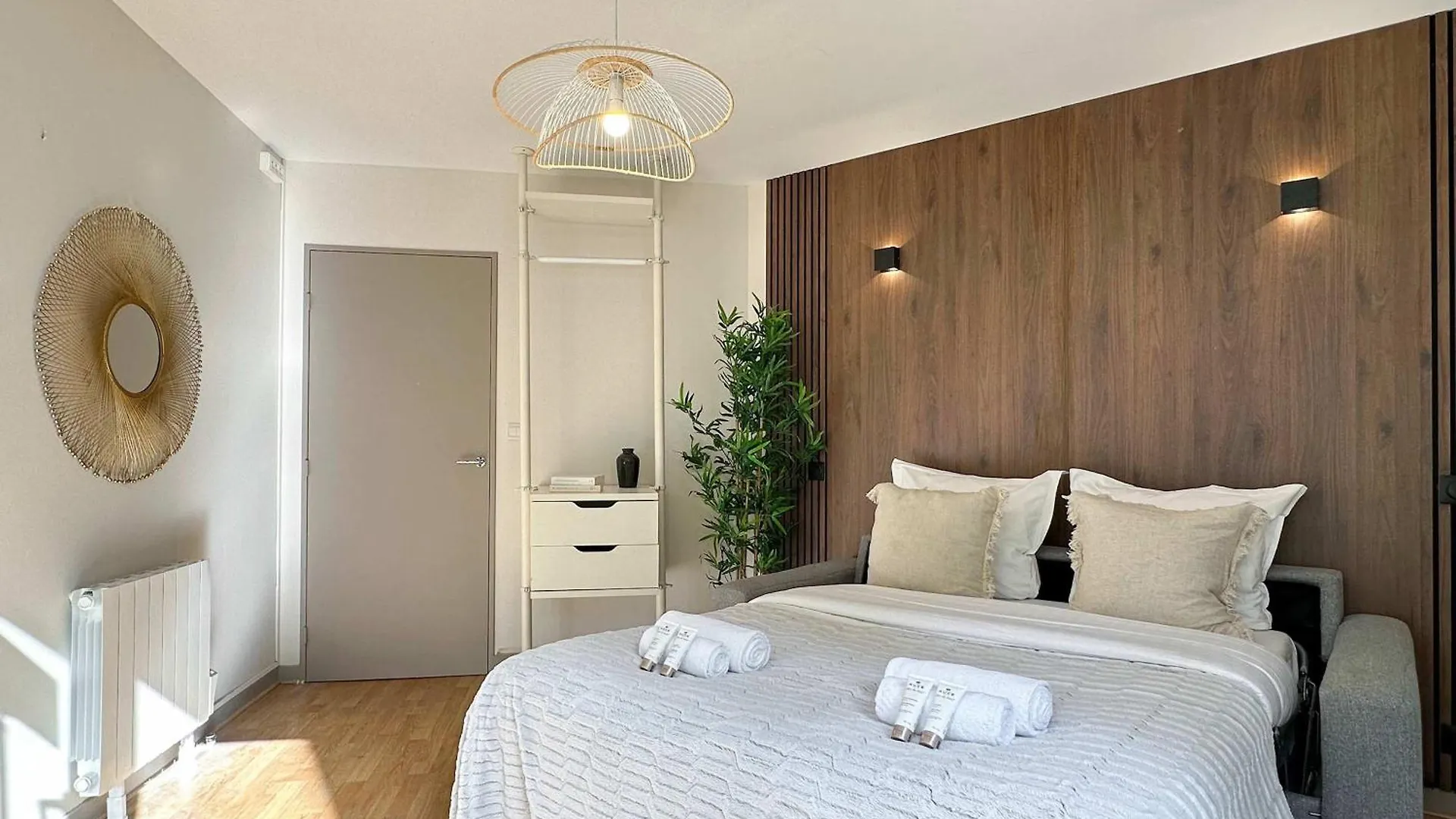 With Terrace In Porte De Versailles Apartment Paris